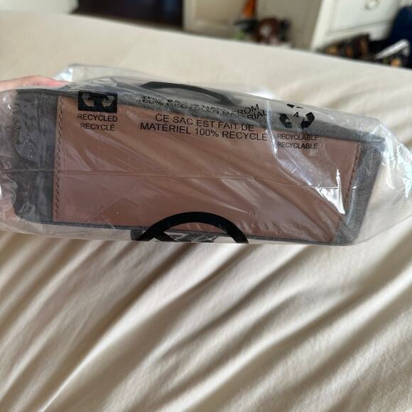 MICHAEL KORS Jet Set Travel Small Signature Logo Messenger Bag In Brown NWT - Picture 6 of 9